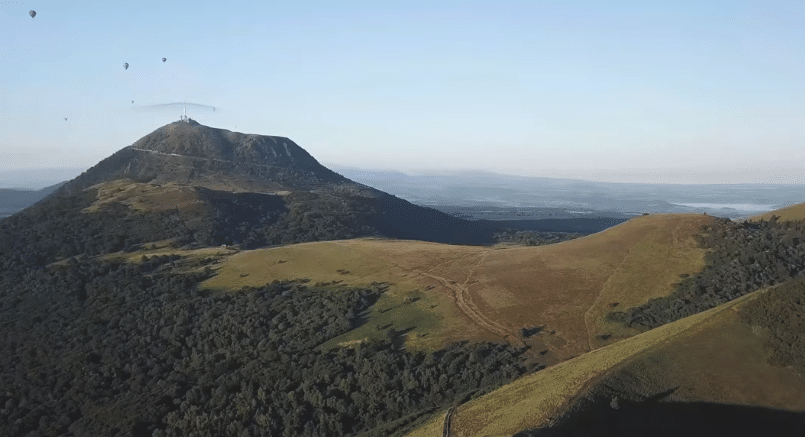 L’Auvergne vue du ciel : Les images extraordinaires du studio Ae3